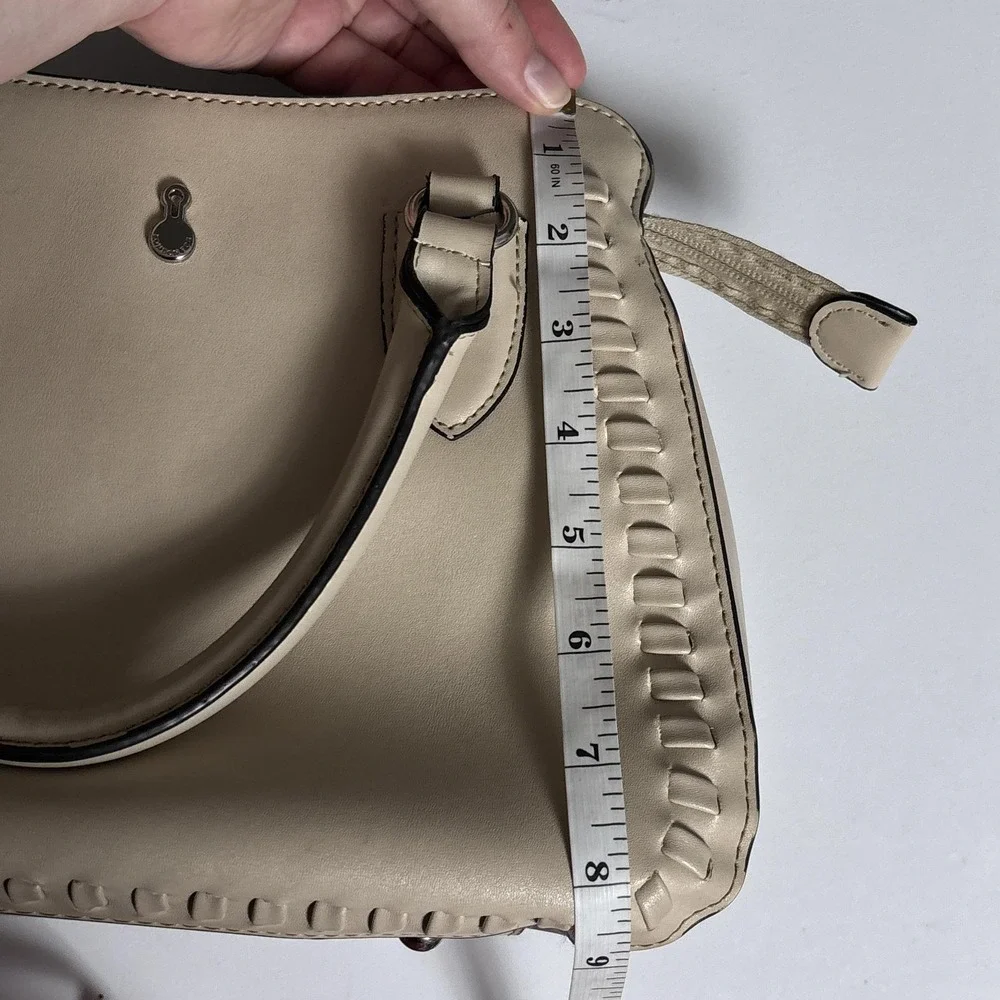 London Fog Satchel‎ Top Double Handle Bag Beige Faux Leather Tassel Purse Medium